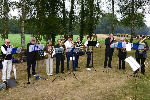 Posaunenchor bei Freiluftkonzert